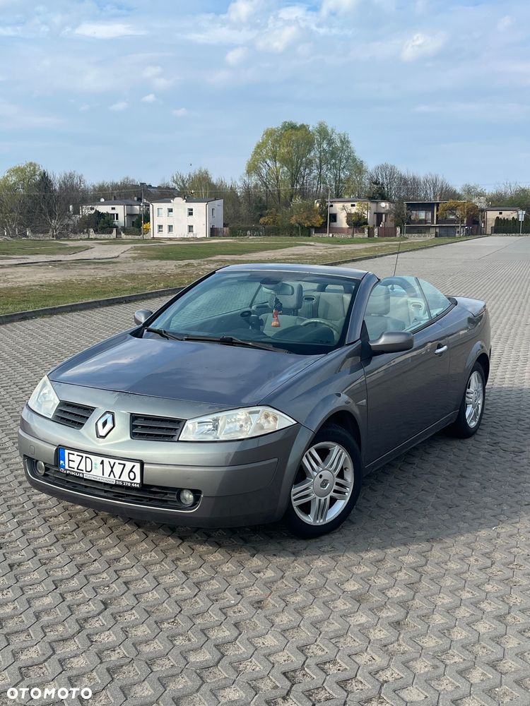 Renault Megane 2.0 Confort Dynamique - 4