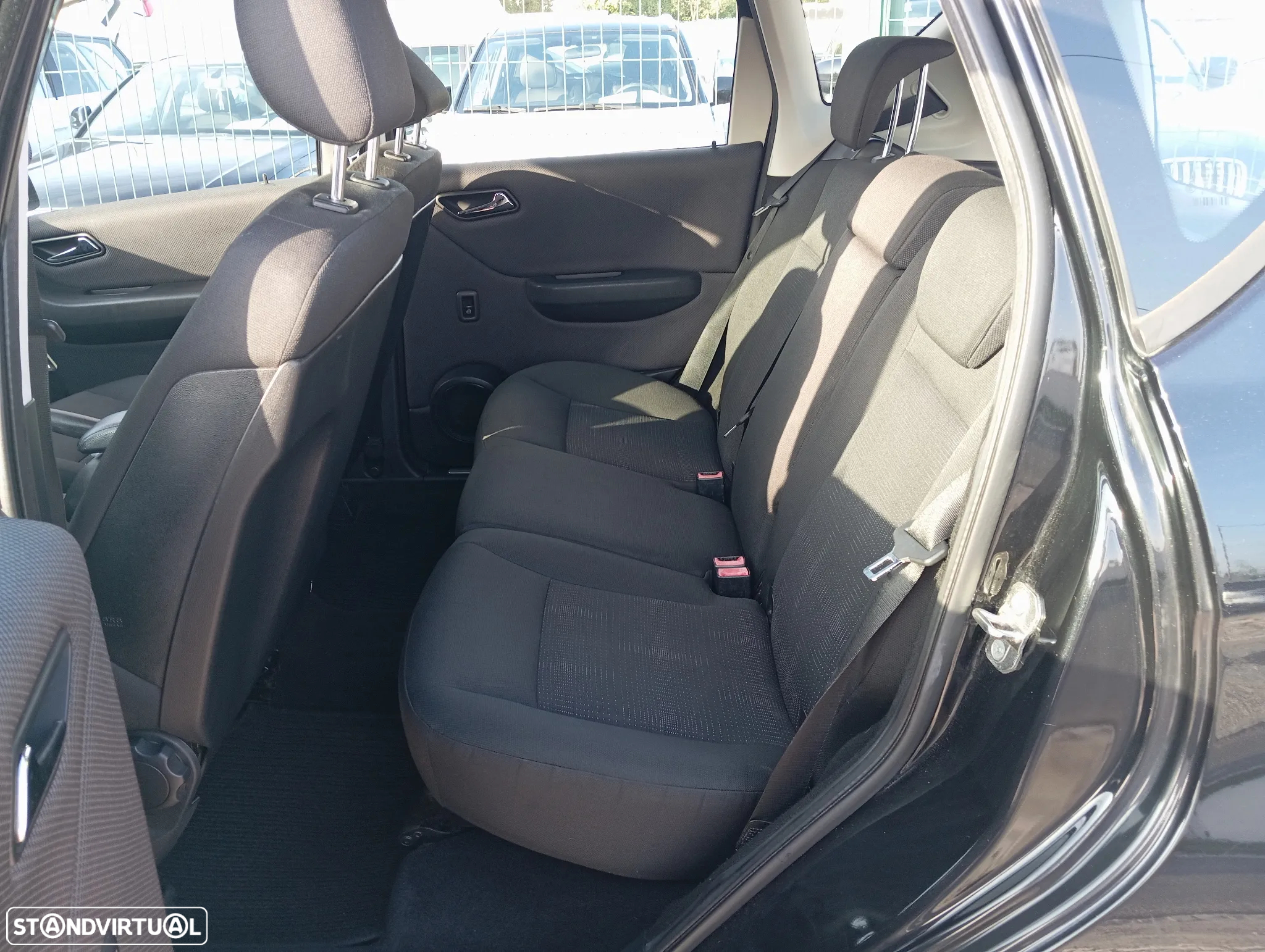 Mercedes-Benz A 160 Avantgarde Aut. - 14