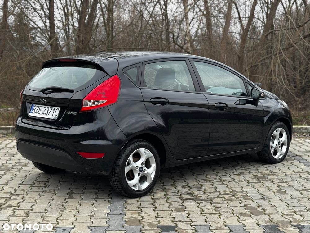 Ford Fiesta 1.25 SYNC Edition - 4