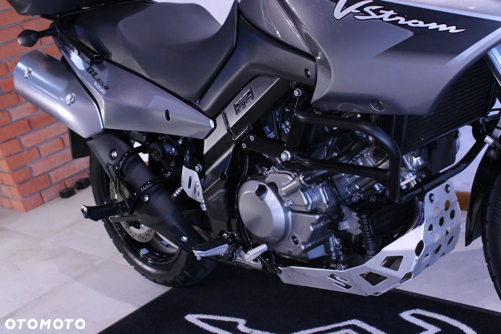 Suzuki DL - 22