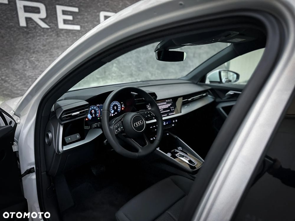 Audi A3 Sportback - 12