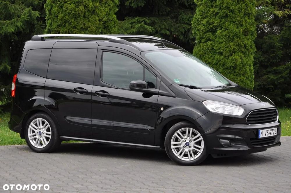 Ford Tourneo Courier 1.5 TDCi Titanium - 11