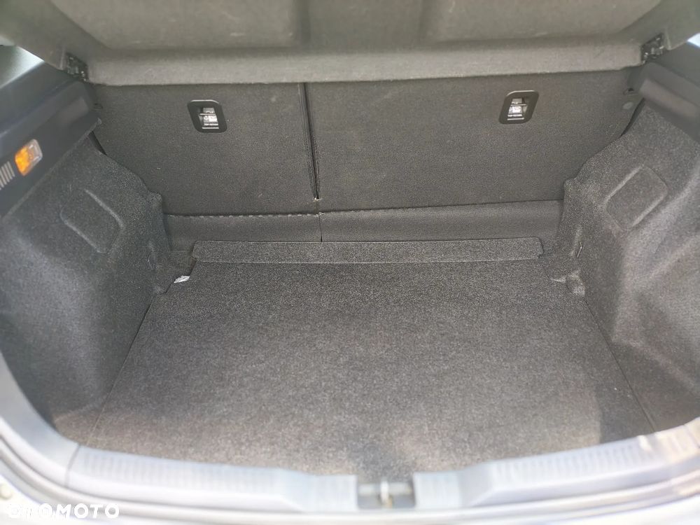 Toyota Auris 1.33 VVT-i Active - 16