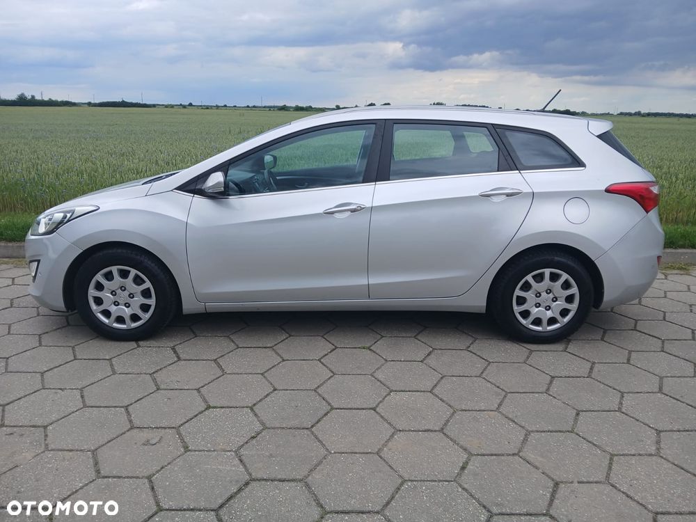 Hyundai i30 1.6 Comfort - 4