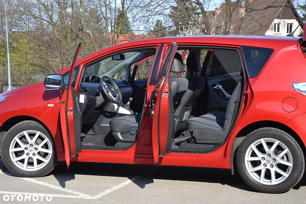 Toyota Verso 2.0 D-4D Executive - 9