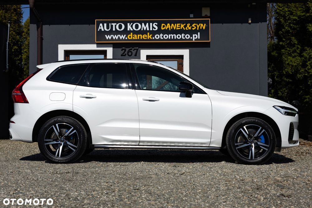 Volvo XC 60 B4 D Ultimate Dark - 11