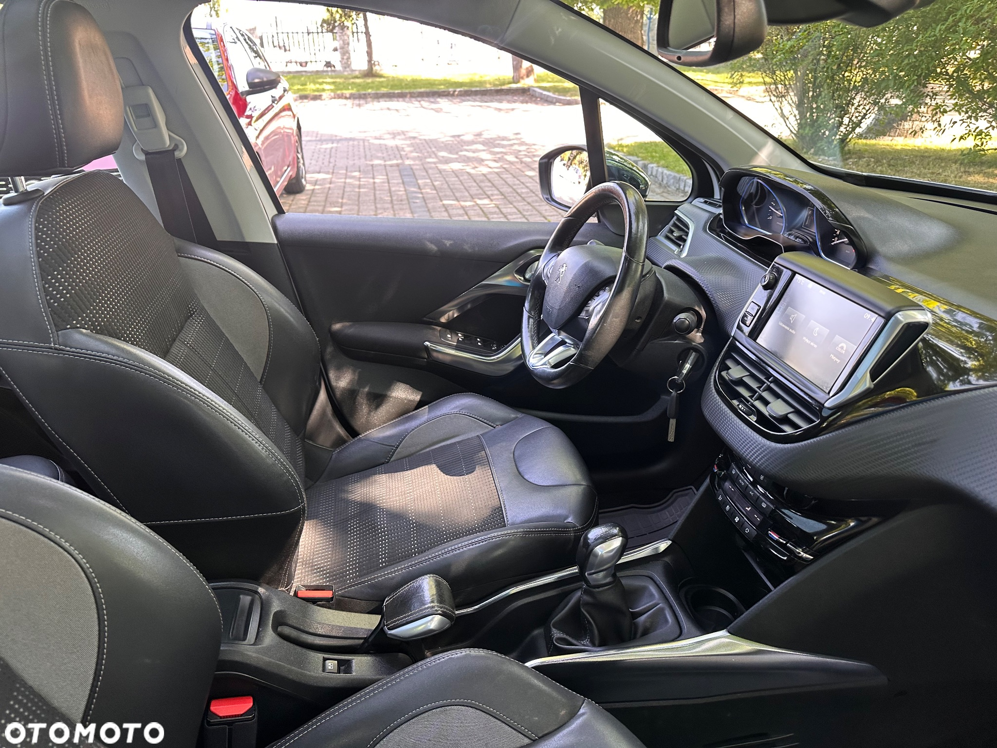 Peugeot 2008 e-HDi FAP 92 STOP & START Style - 19