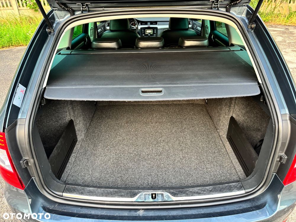 Skoda Superb 1.6 TDI Green tec Exclusive - 32