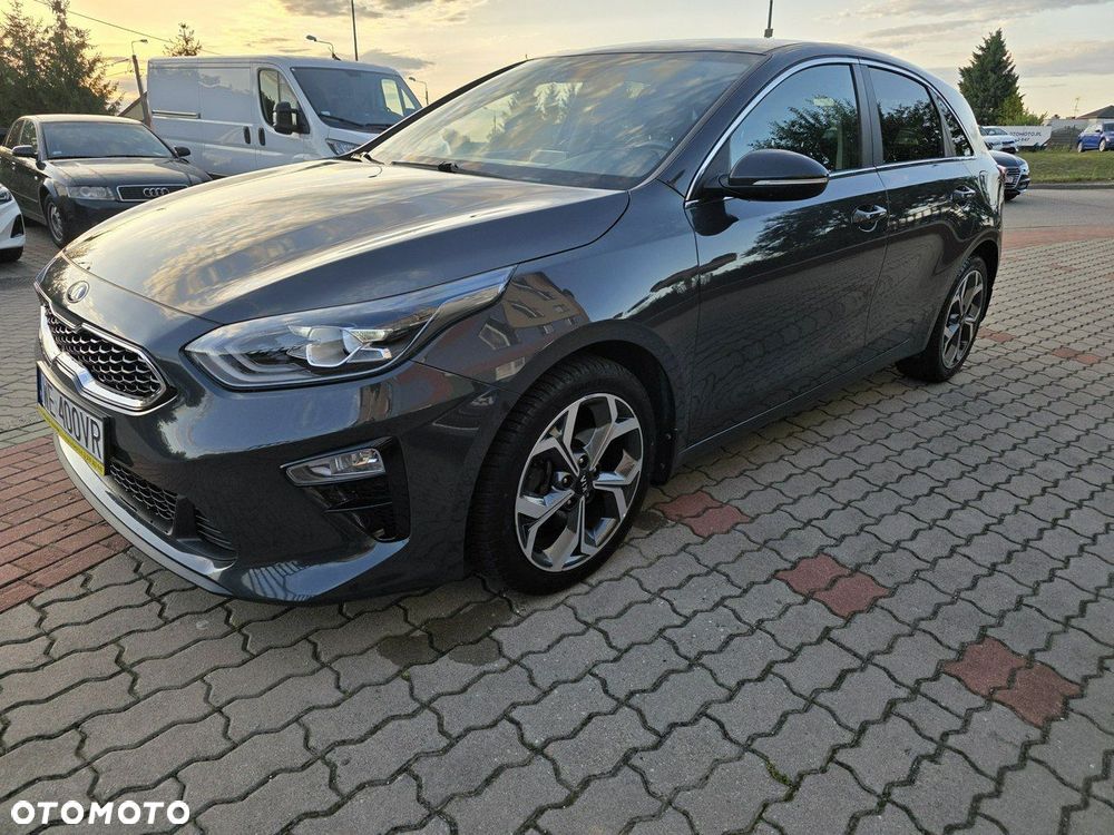 Kia Ceed - 14