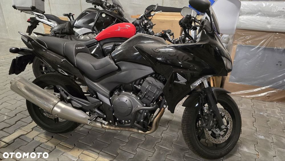 Honda CBF - 2