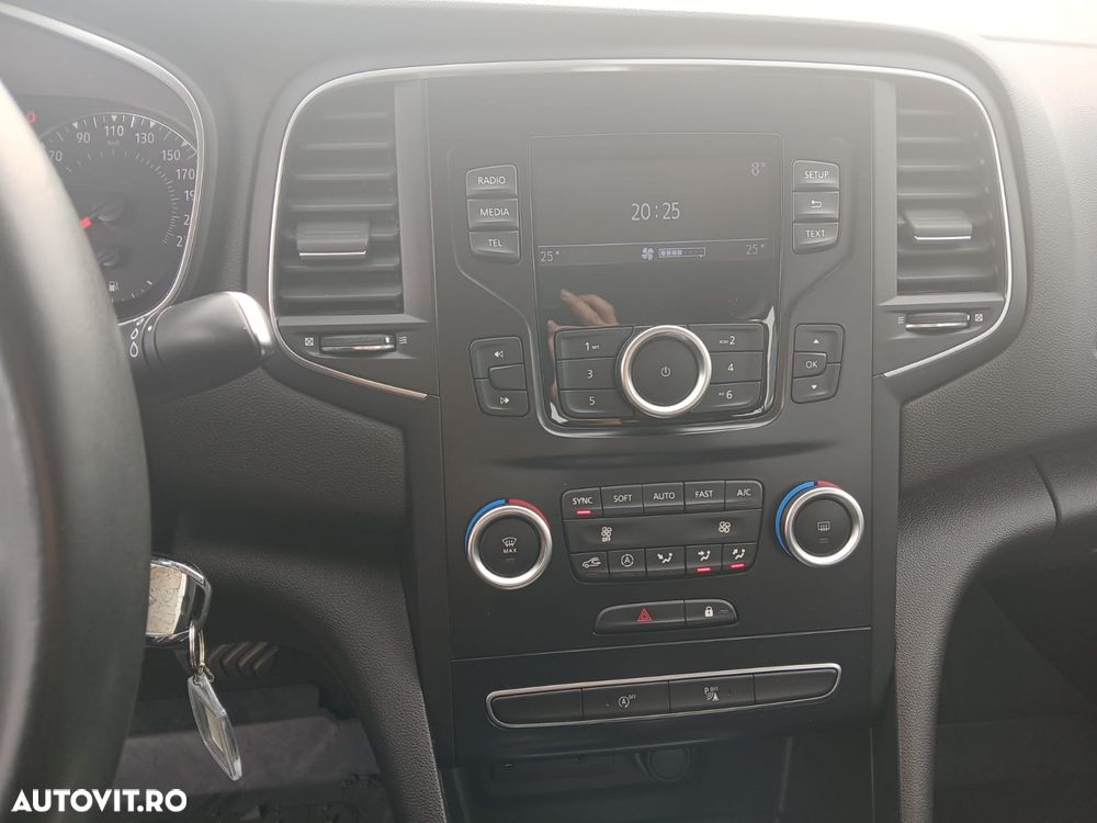 Renault Megane TCe GPF EDC Intens - 7