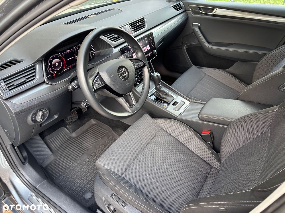 Skoda Superb 2.0 TDI SCR Style DSG - 13