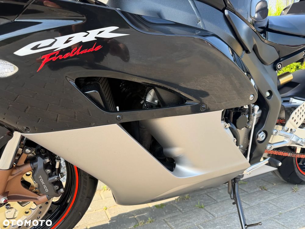 Honda CBR - 28