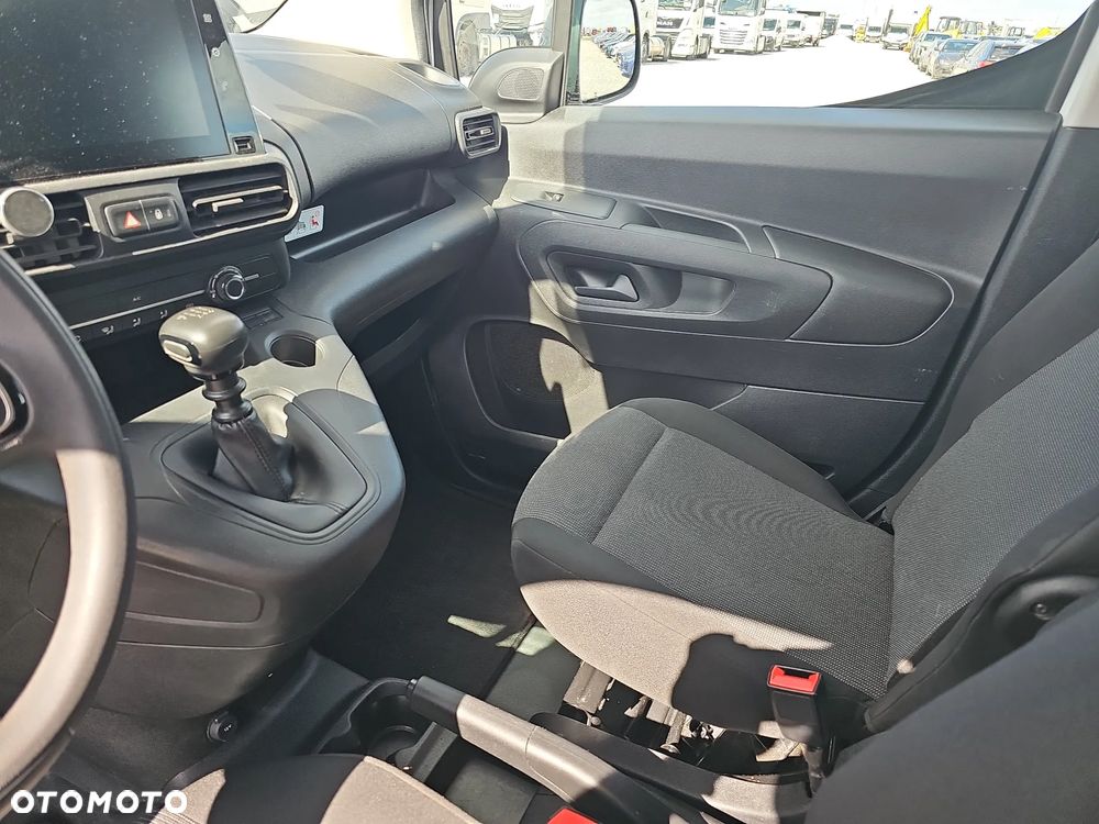 Toyota ProAce - 16