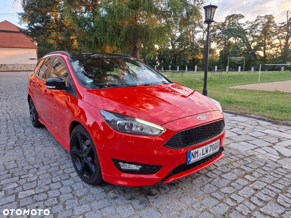 Ford Focus 1.5 EcoBoost ST-Line Red ASS - 2