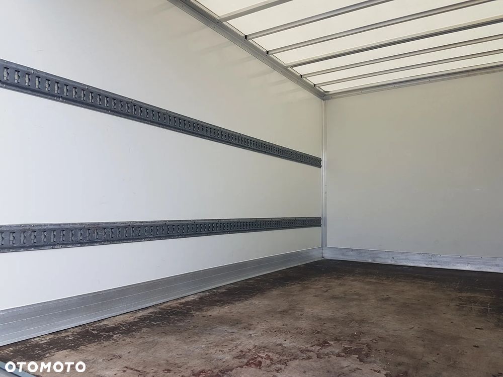 Renault MASTER KONTENER 8EP 4,22x2,23x2,23 KLIMA KRAJOWY MANUAL 6-BIEGÓW - 19
