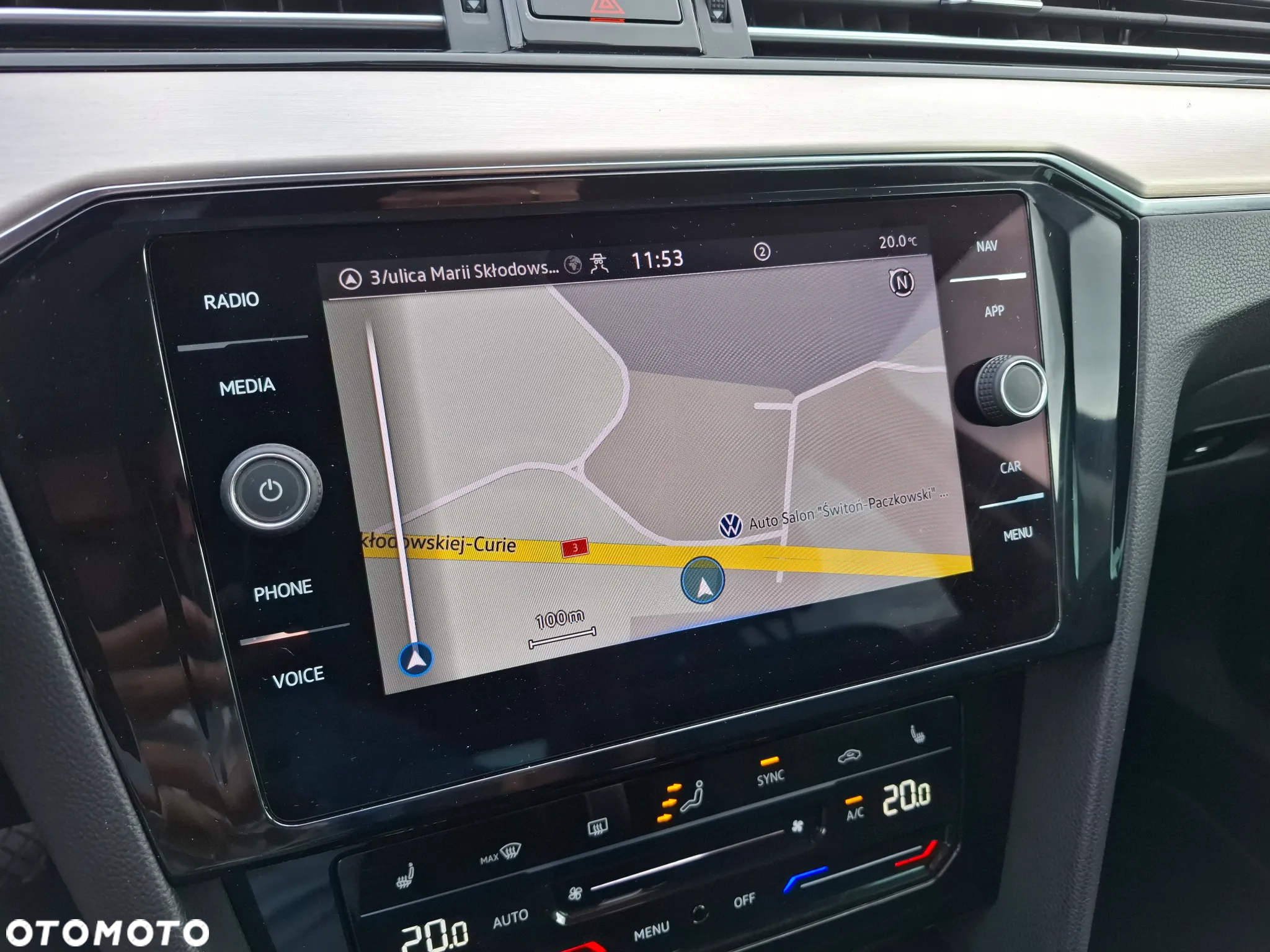 Volkswagen Passat Variant 2.0 TDI SCR DSG Business - 17