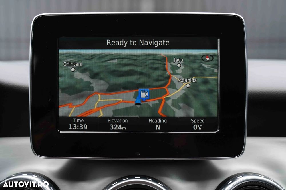 Mercedes-Benz GLA 220 CDI 4MATIC 7G-DCT AMG Line - 30