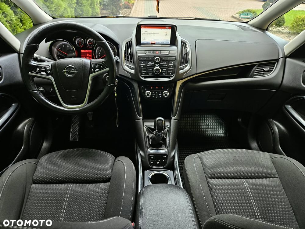 Opel Zafira Tourer 2.0 CDTI ecoFLEX Start/Stop Business Innovation - 25