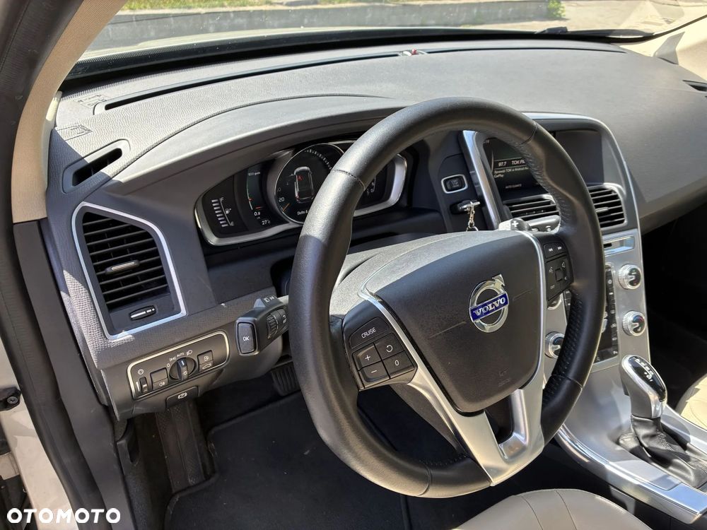 Volvo XC 60 D4 Drive-E Summum - 16