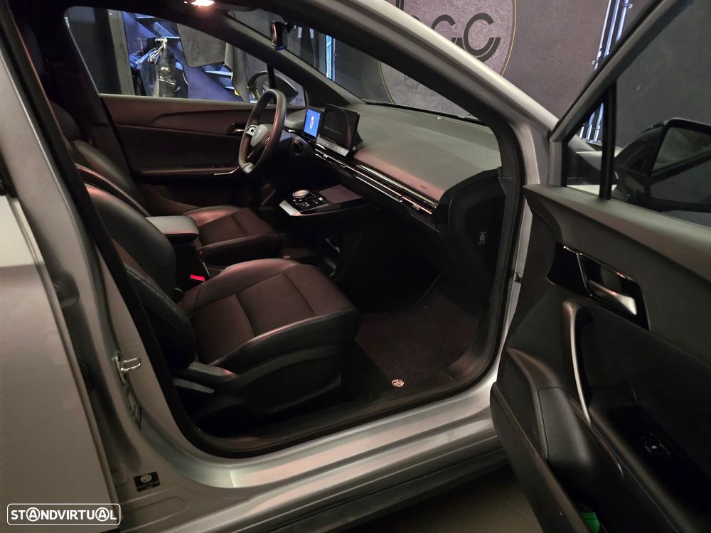 MG MG4 77 kWh Extended Range Luxury - 12