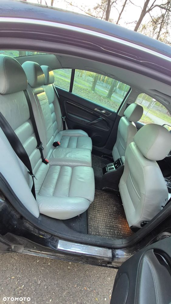 Skoda Superb 1.9 TDI Prestige Plus - 16