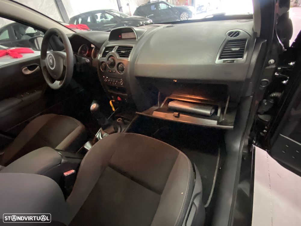 Renault Mégane Break 1.5 dCi Extreme - 11