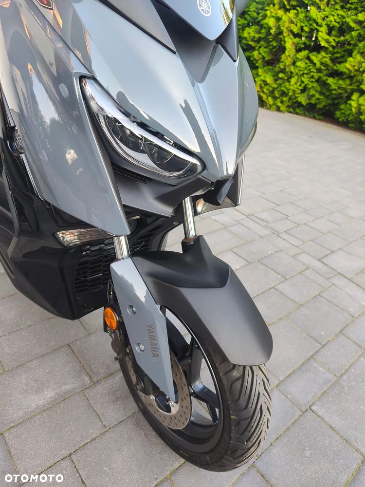 Yamaha NMAX - 12