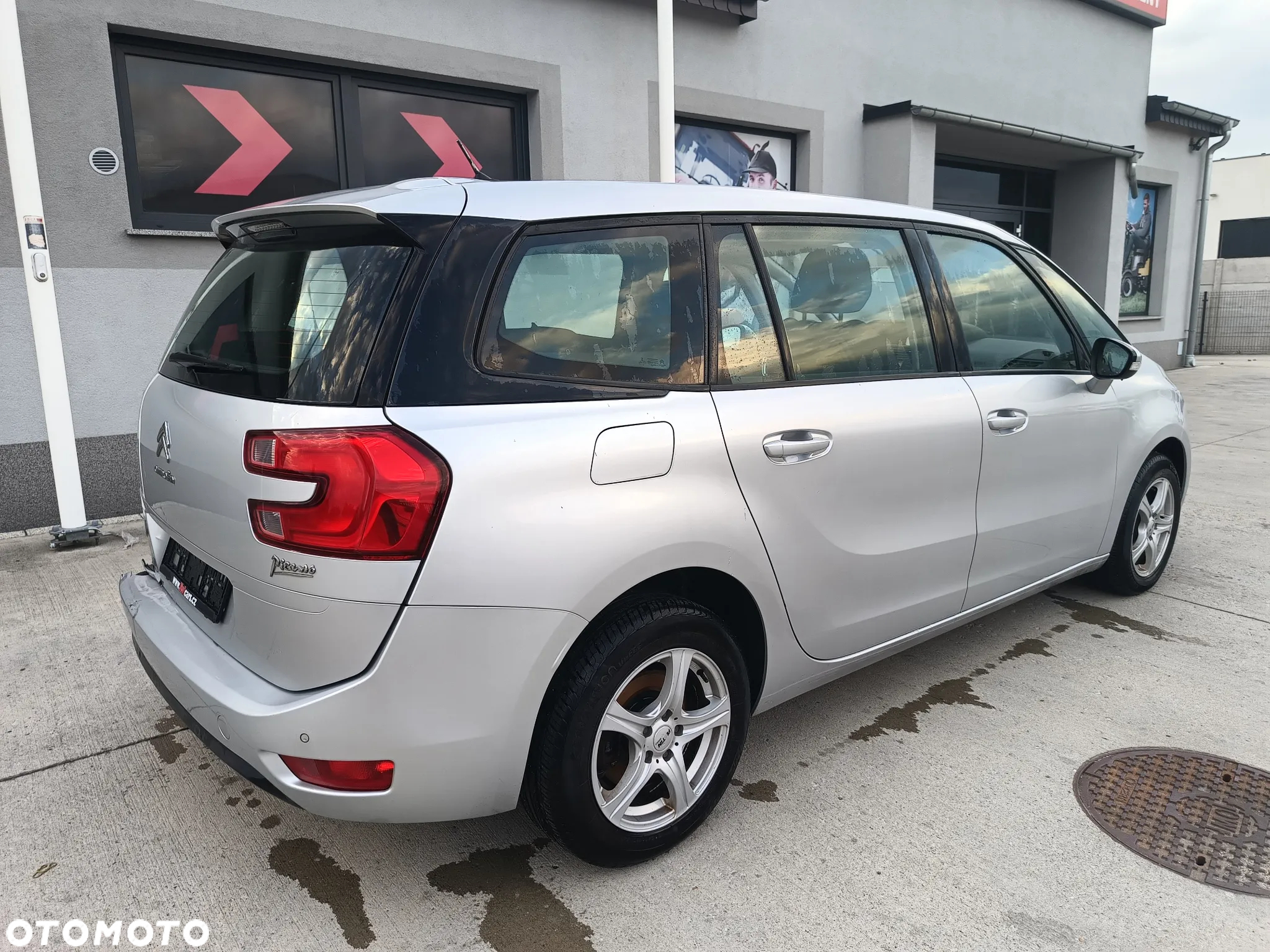 Citroën C4 Grand Picasso - 11