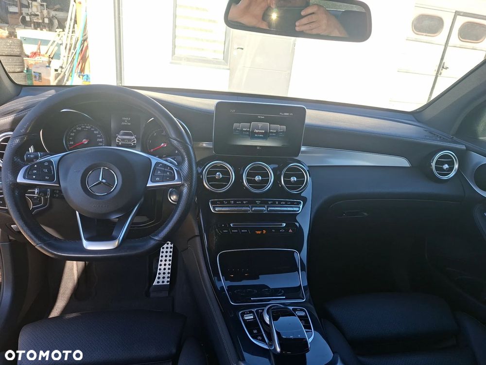 Mercedes-Benz GLC 350 d 4Matic 9G-TRONIC AMG Line - 13