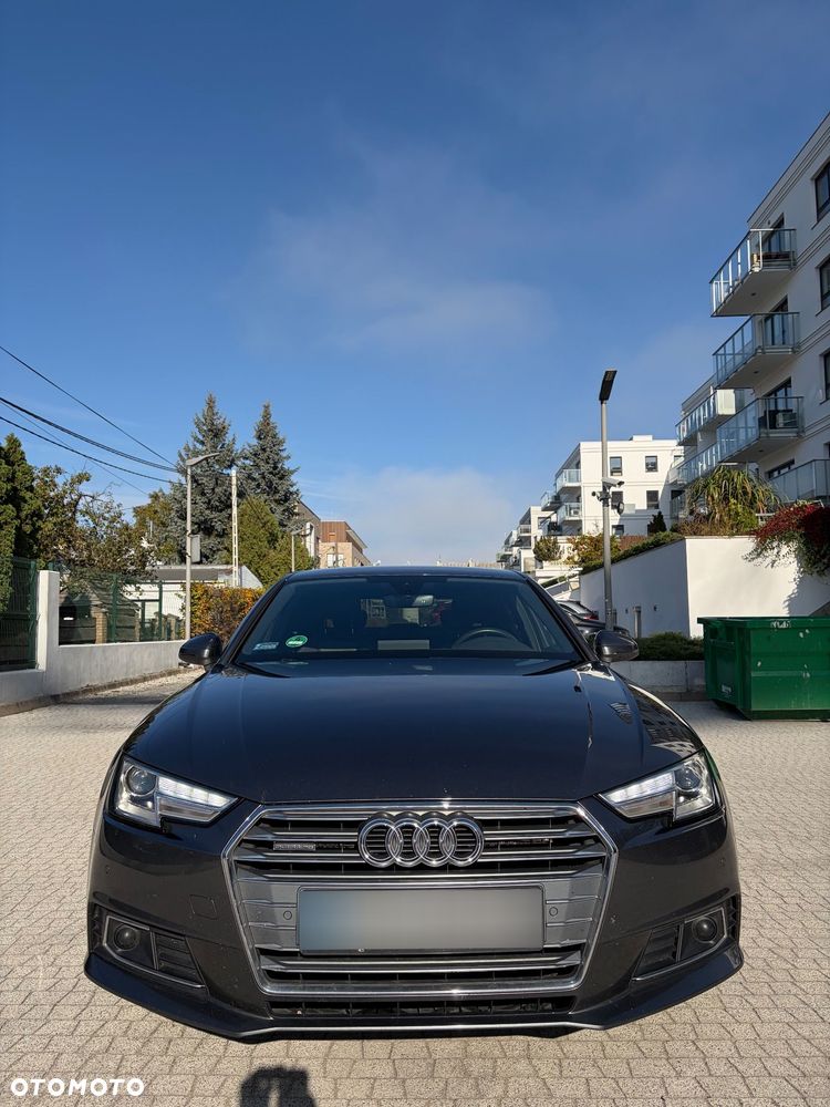 Audi A4 Limousine - 16