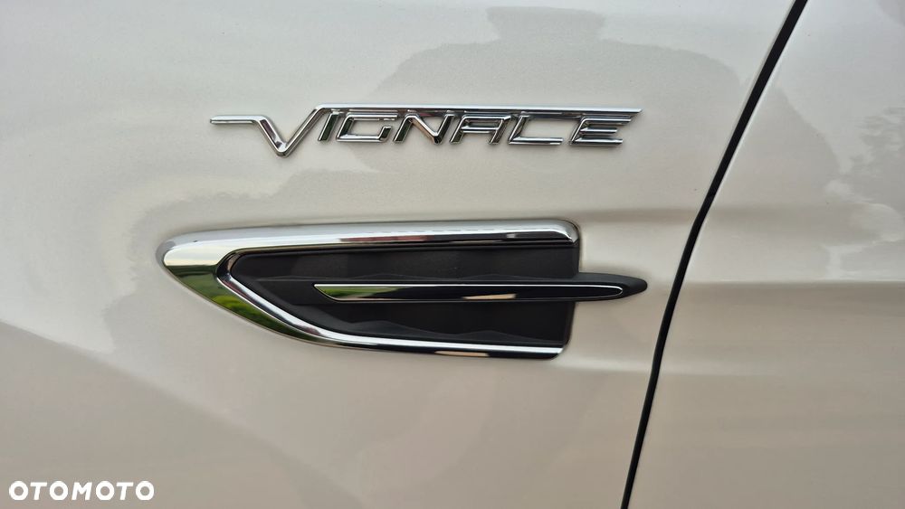 Ford Kuga 2.0 TDCi 2x4 Vignale - 40