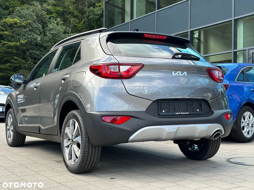 Kia Stonic 1.2 M - 10