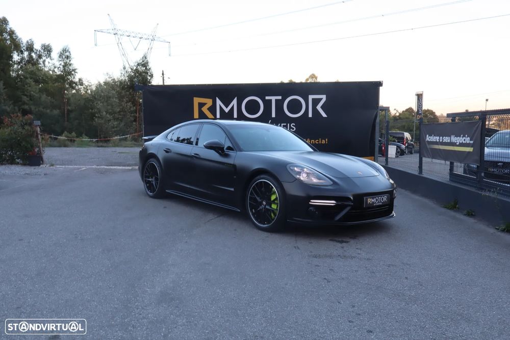 Porsche Panamera - 3