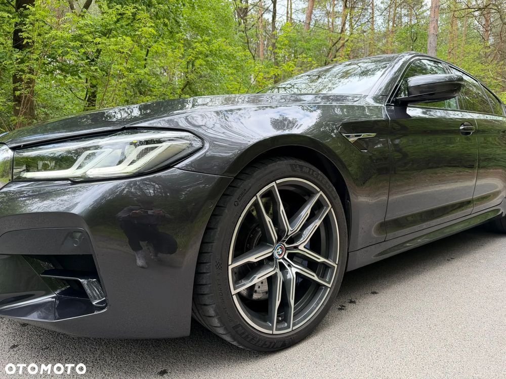 BMW M5 Standard - 8
