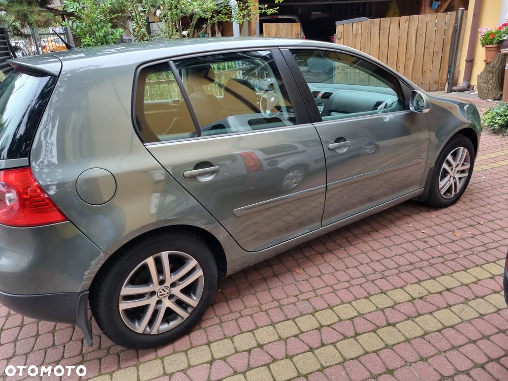 Volkswagen Golf - 12