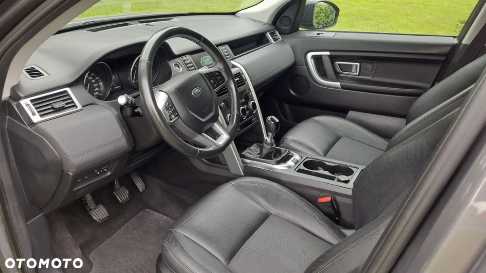 Land Rover Discovery Sport TD4 HSE - 9