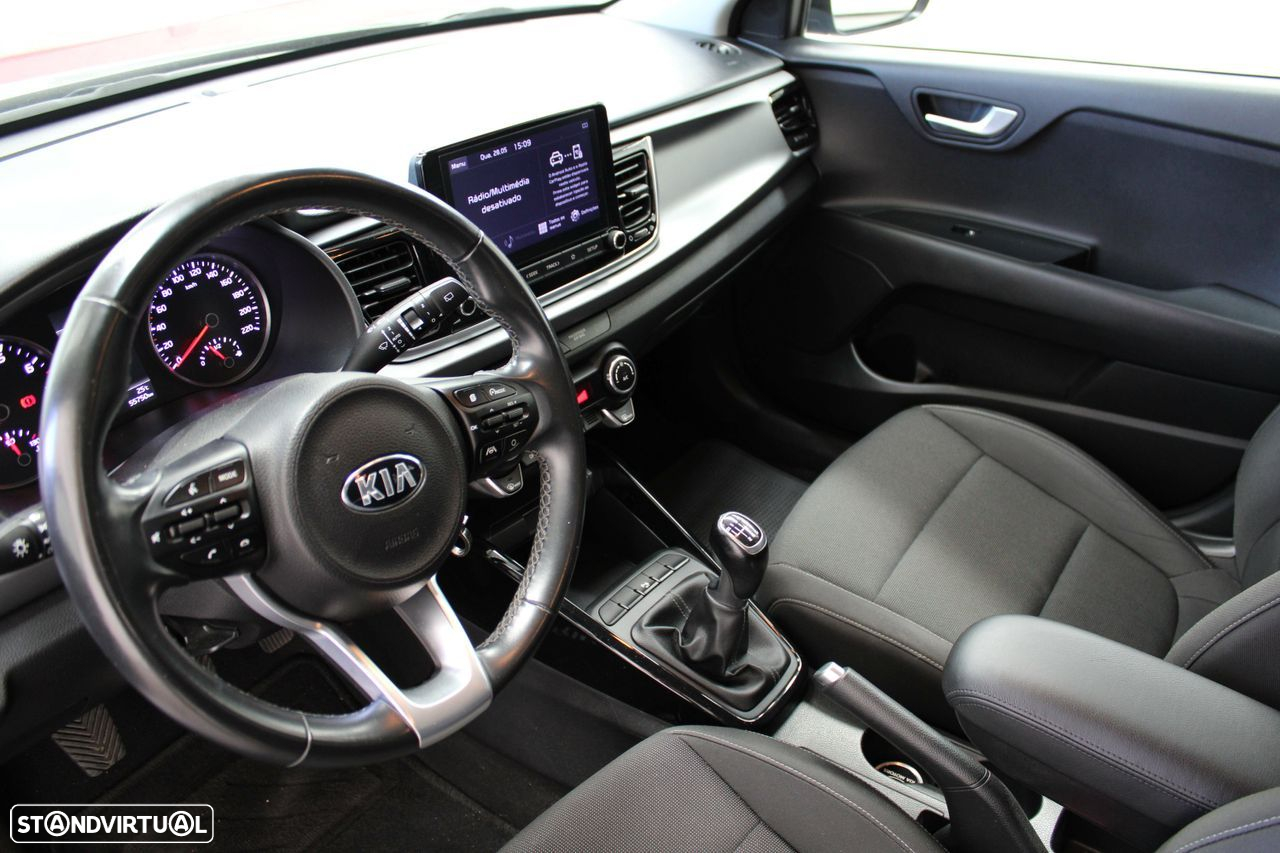 Kia Rio - 11