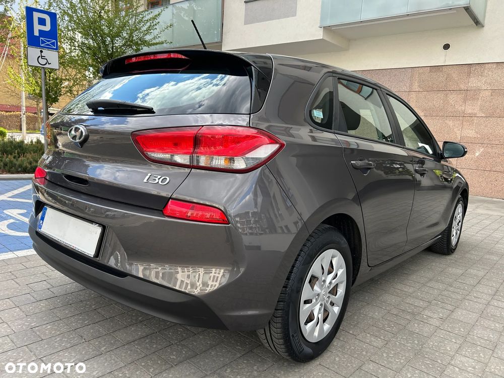 Hyundai i30 1.4 Classic + - 33