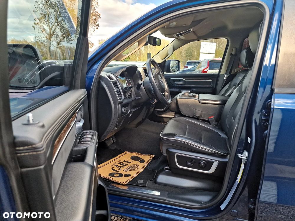 RAM 1500 5.7 Crew Cab Laramie - 16