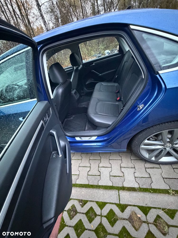 Volkswagen Passat 1.8 TSI (BlueMotion Technology) DSG Highline - 11