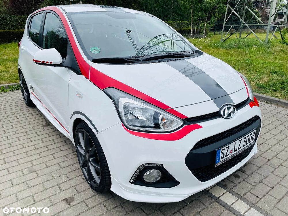 Hyundai i10 1.2 Fifa World Cup Edition - 1