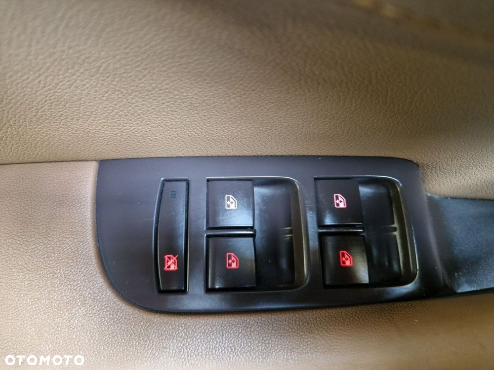 Opel Zafira - 16
