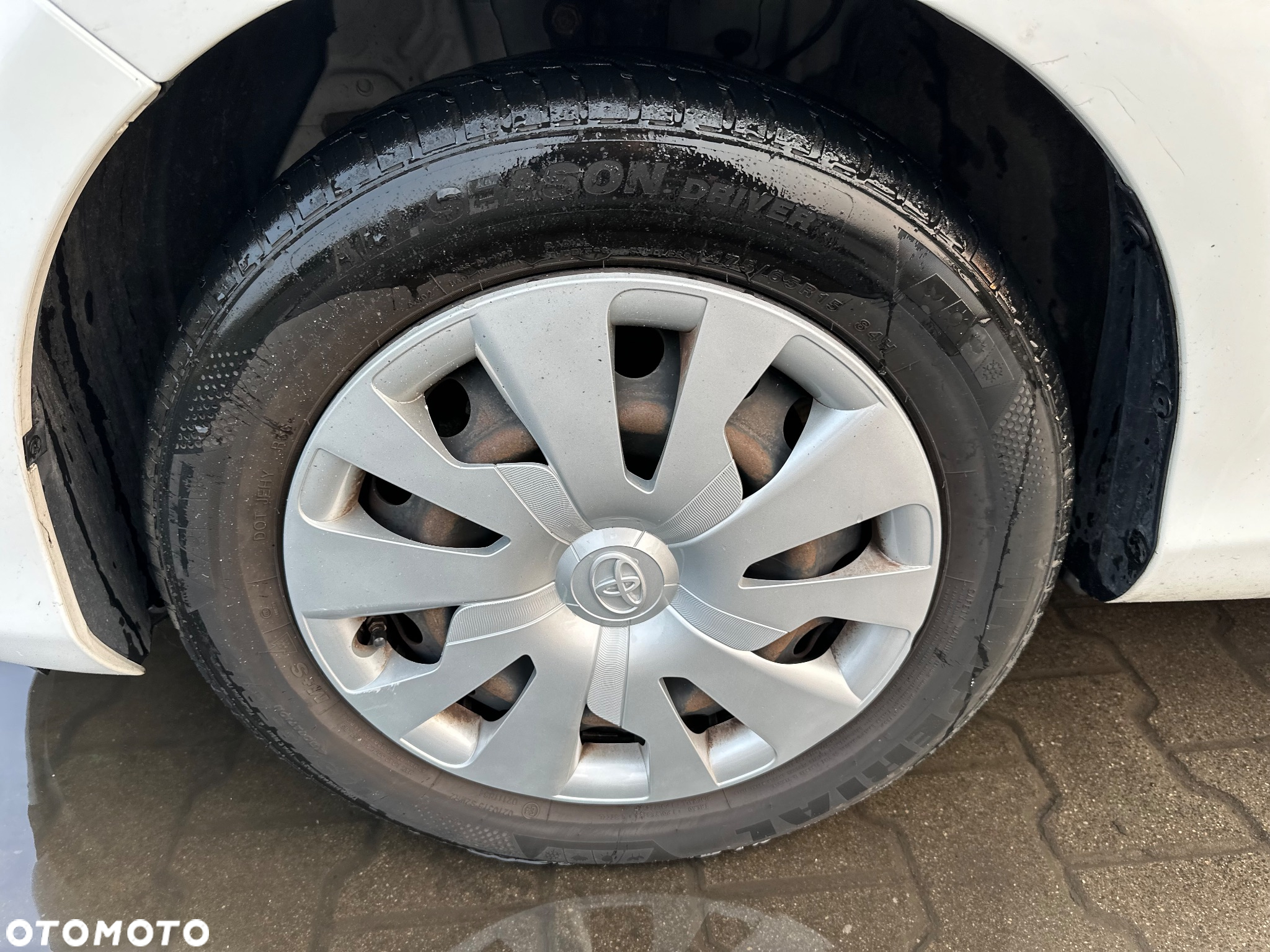 Toyota Yaris - 14