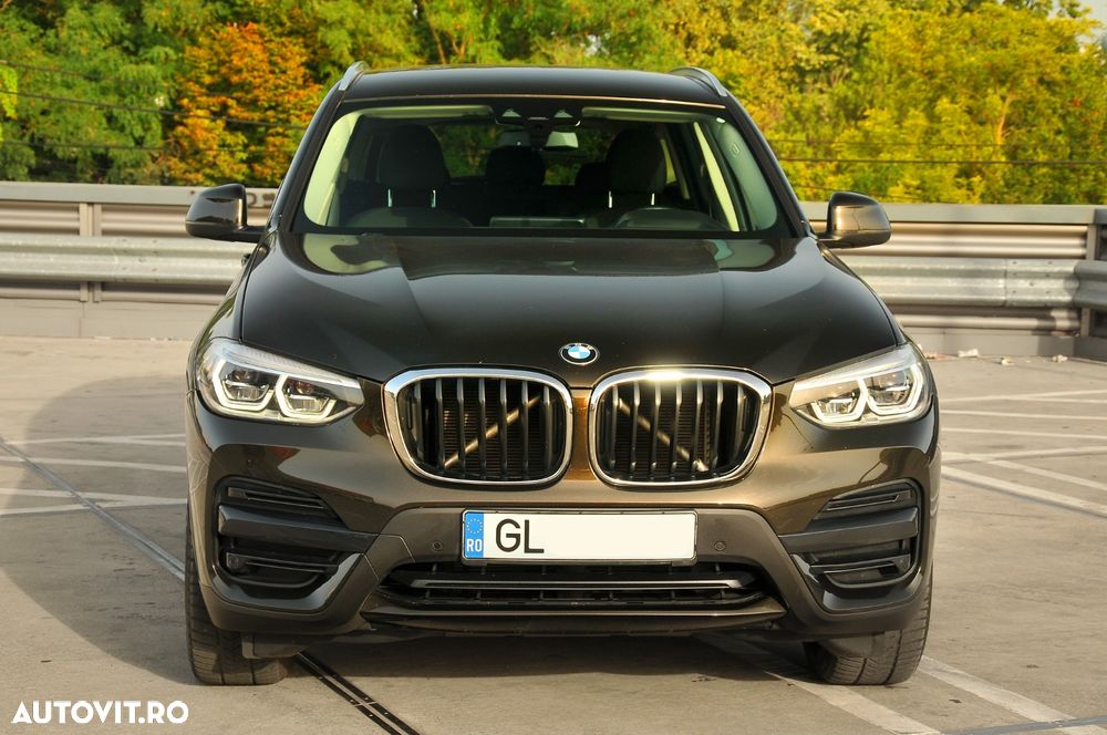 BMW X3 xDrive20i AT Advantage - 2