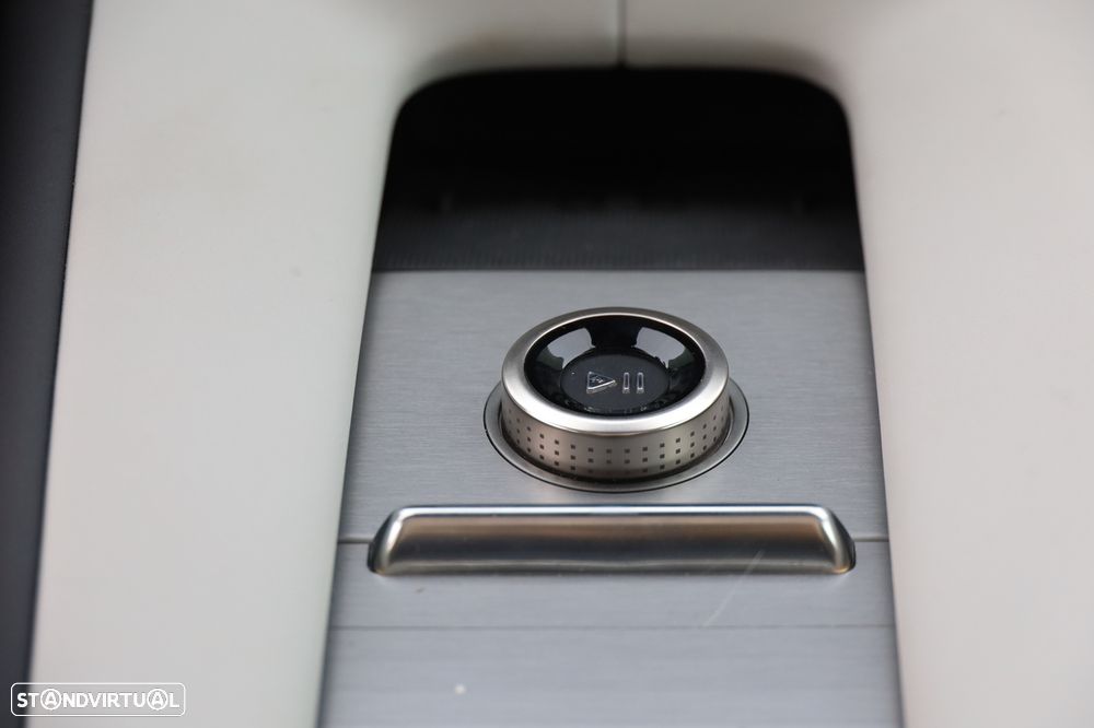 Polestar 4 Long Range 100 kWh Single Motor Plus - 31