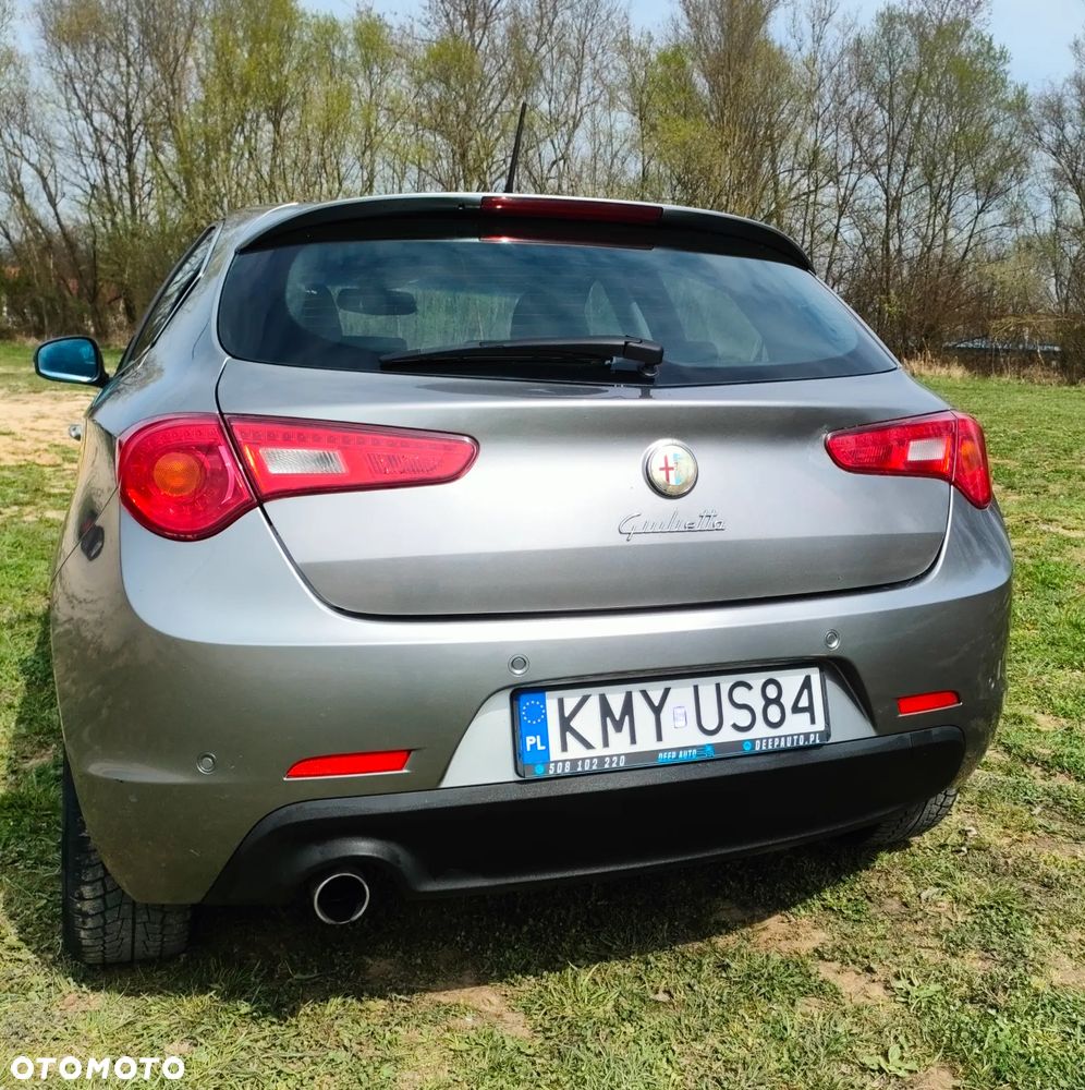 Alfa Romeo Giulietta - 7