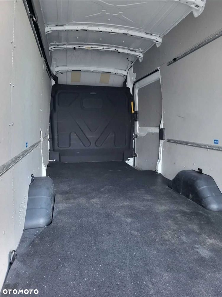 Ford Transit - 6