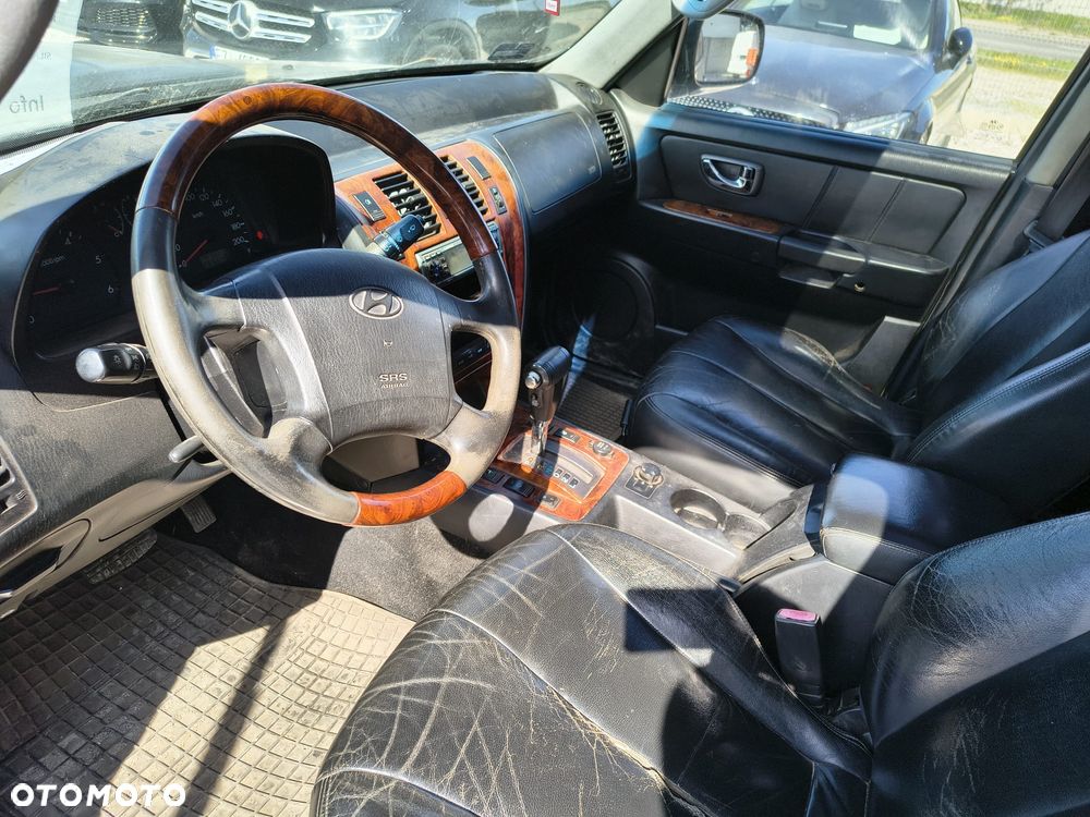 Hyundai Terracan - 10