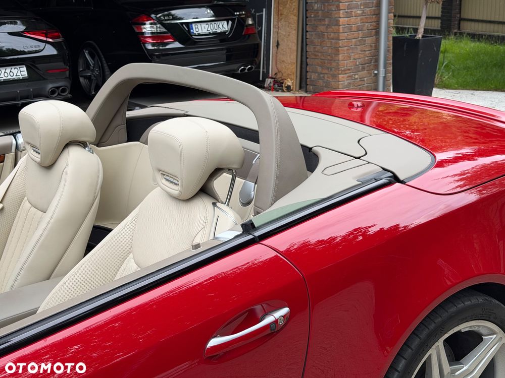 Mercedes-Benz SL - 21
